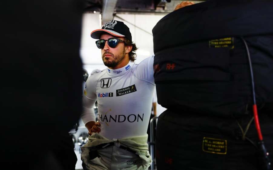 Фернандо Алонсо: "Выиграть титул можно только в Mercedes или в McLaren"