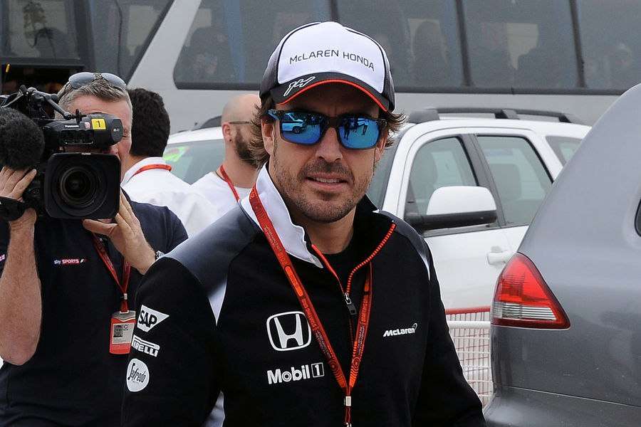 Алонсо не теряет надежды принять участие в Гран-при Бахрейна