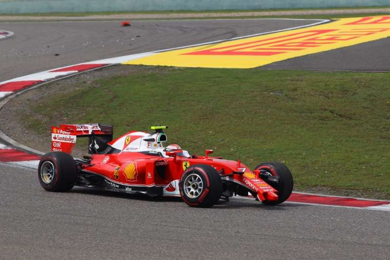 Райкконен: Росберг заслуживает победы, но Ferrari нужна чистая гонка